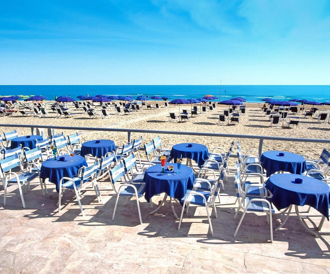 Residence Clipper Giulianova Bagian luar foto